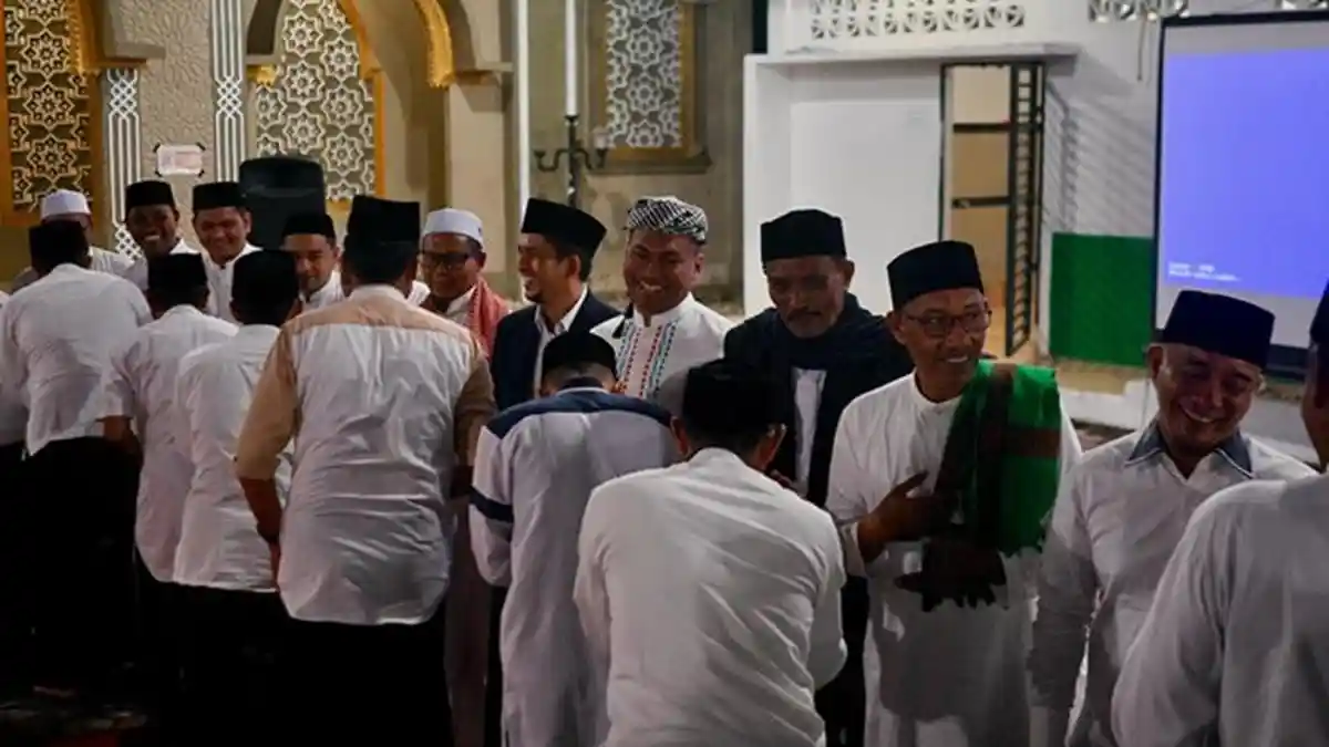 Menjadi Santri Moderat